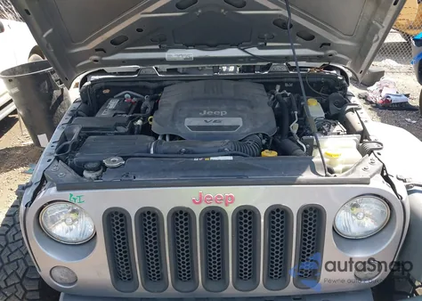 2015 Jeep Wrangler Unlimited Sport from USA, damaged, VIN 1C4BJWDG3FL744134